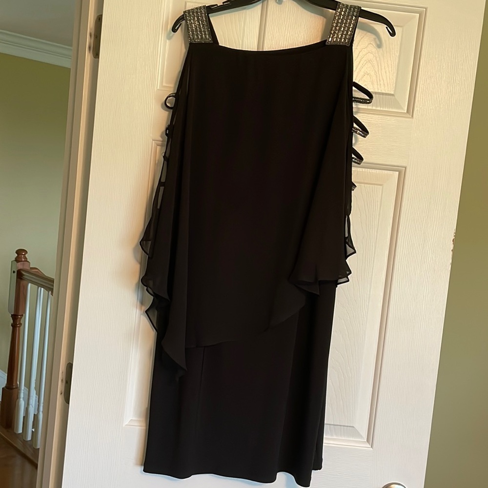 Like new (worn once) size medium MSK sheath dress